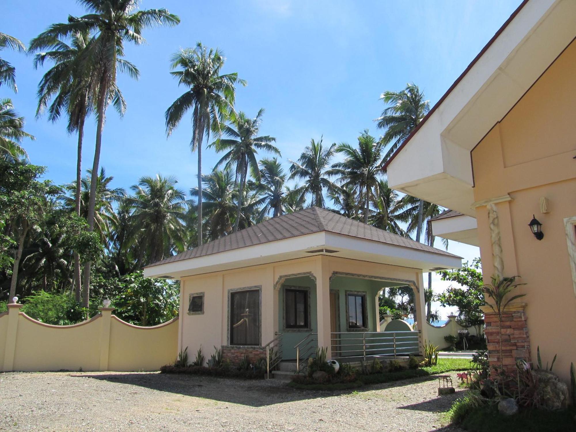 Ucoy Beach Resort Libertad Exteriör bild